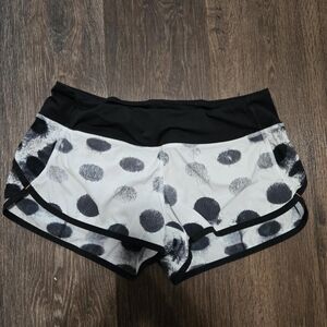 Lululemon Speed Up Shorts - Size 6 (Rare 2012 Polka Dot Release)